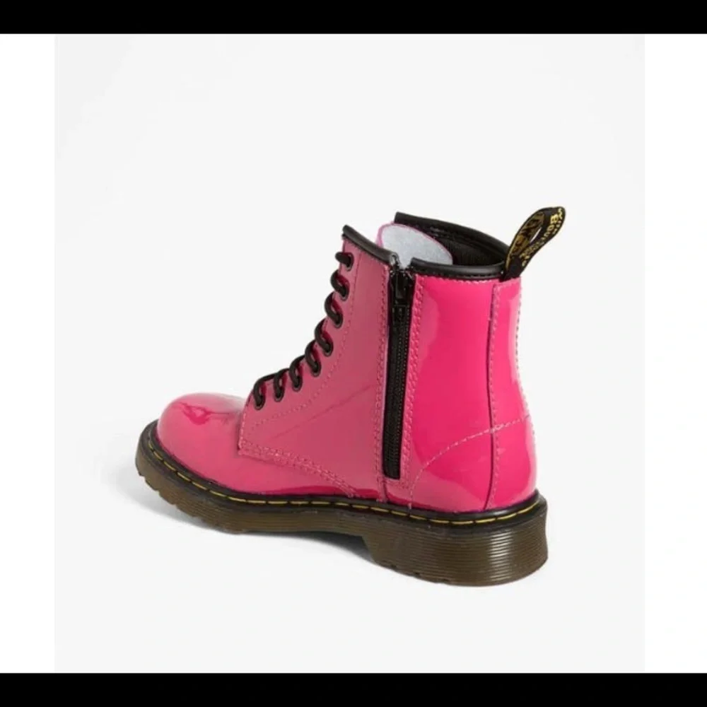 Dr Martens girls pink patent leather Big kid size USED